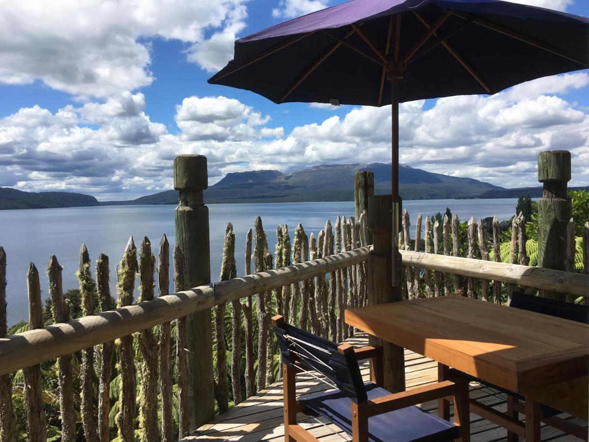 Te Whare -Lake Tarawera Tree-Top Nest Exterior photo