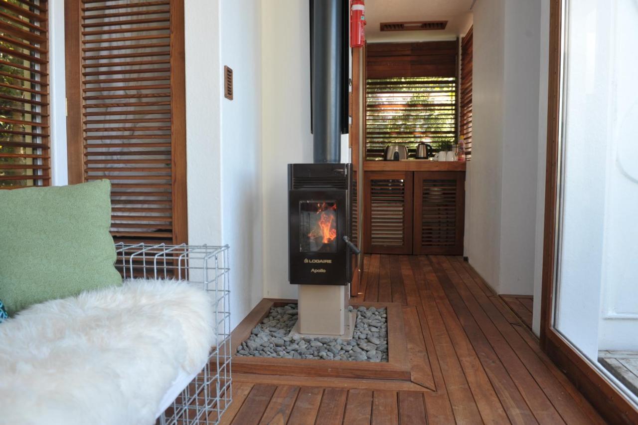 Te Whare -Lake Tarawera Tree-Top Nest Exterior photo