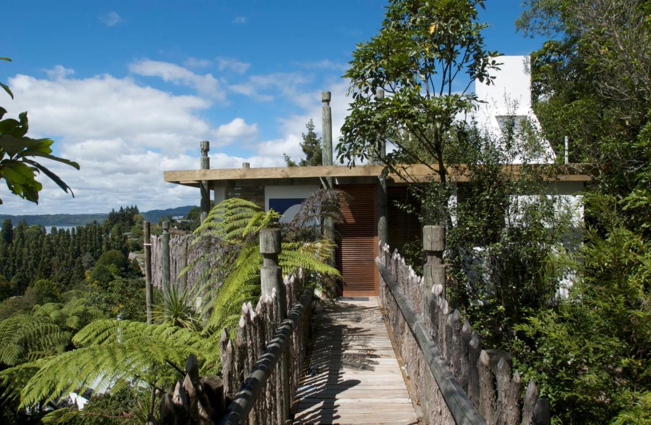 Te Whare -Lake Tarawera Tree-Top Nest Exterior photo
